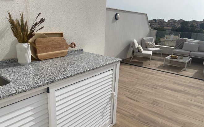 Resale - Penthouse -
Orihuela Costa - Las Filipinas