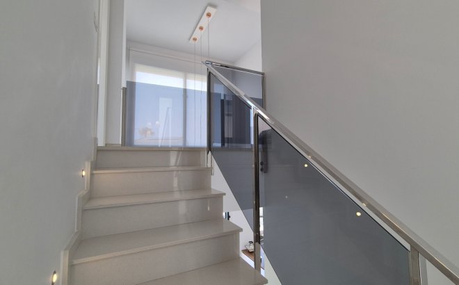 Resale - Villa -
Torrevieja - Costa Blanca