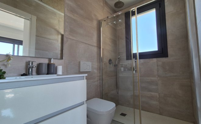 Resale - Villa -
Torrevieja - Costa Blanca