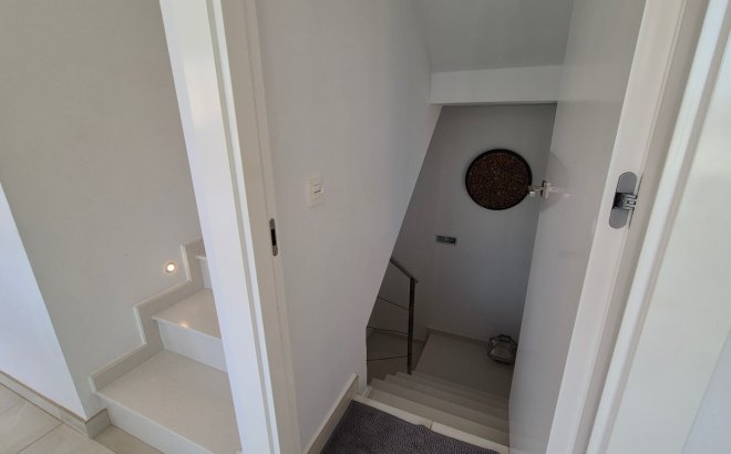 Resale - Villa -
Torrevieja - Costa Blanca