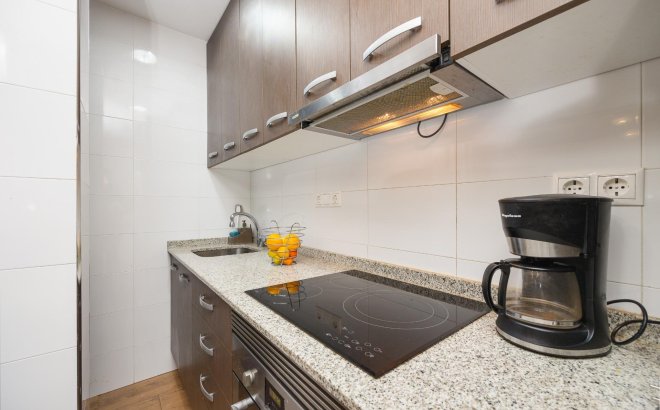 Resale - Apartment -
Torrevieja - Centro