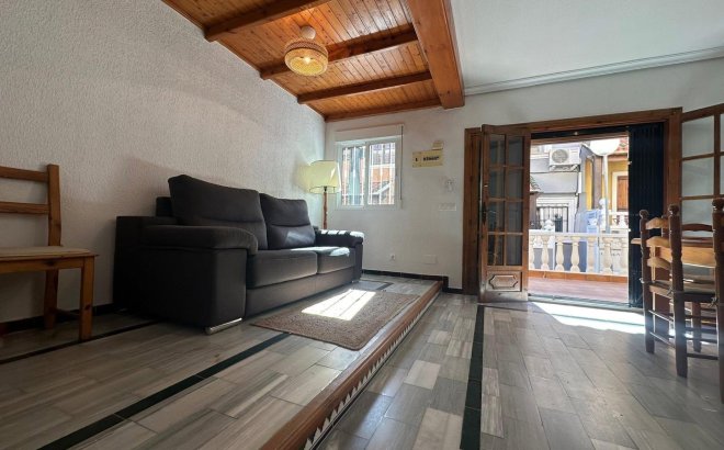 Resale - Town House -
Torrevieja - Cabo Cervera