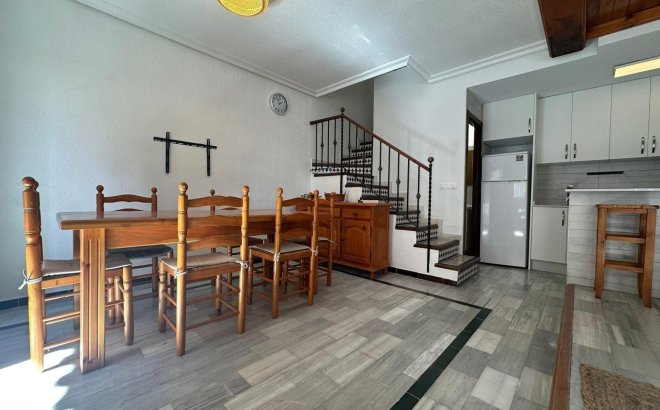 Resale - Town House -
Torrevieja - Cabo Cervera