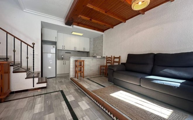 Resale - Town House -
Torrevieja - Cabo Cervera