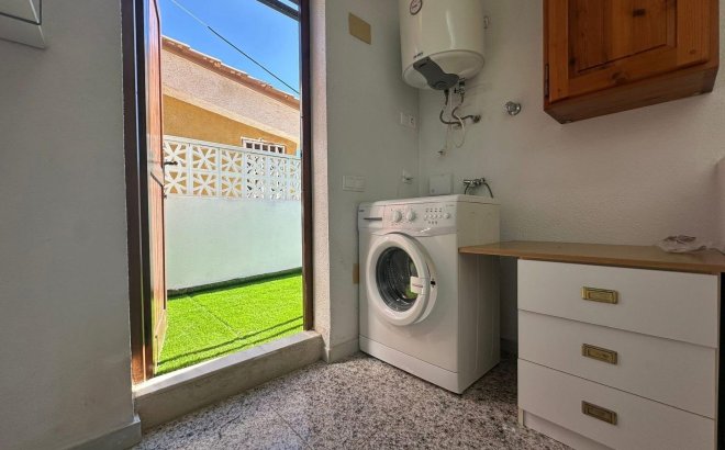 Resale - Town House -
Torrevieja - Cabo Cervera
