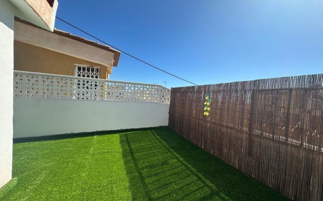 Resale - Town House -
Torrevieja - Cabo Cervera