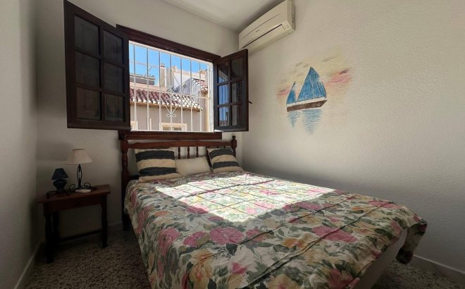 Resale - Town House -
Torrevieja - Cabo Cervera