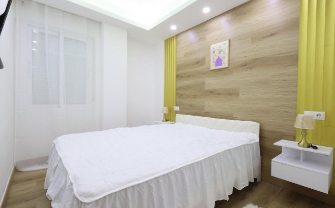 Resale - Apartment -
Torrevieja - Costa Blanca