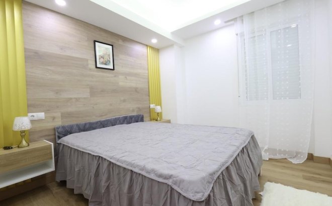 Resale - Apartment -
Torrevieja - Costa Blanca