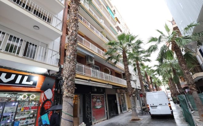 Resale - Apartment -
Torrevieja - Costa Blanca