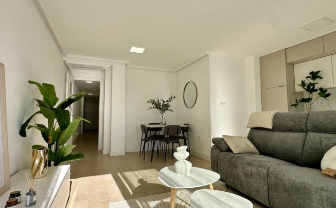 Resale - Apartment -
Torrevieja - Costa Blanca