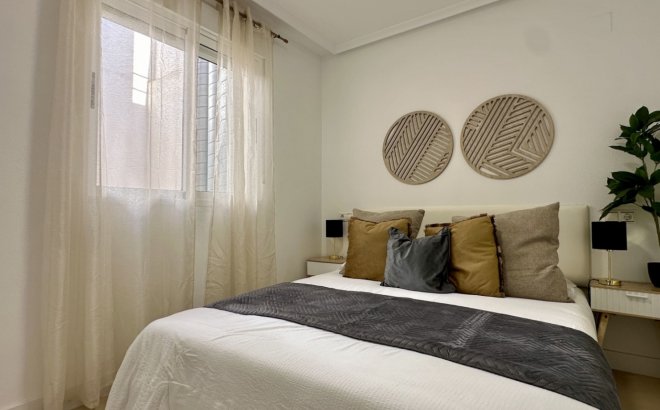 Resale - Apartment -
Torrevieja - Costa Blanca