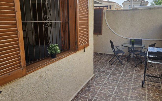 Herverkoop - Appartement -
Orihuela Costa - Costa Blanca