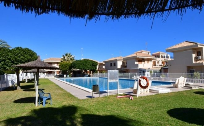 Herverkoop - Appartement -
Orihuela Costa - Costa Blanca