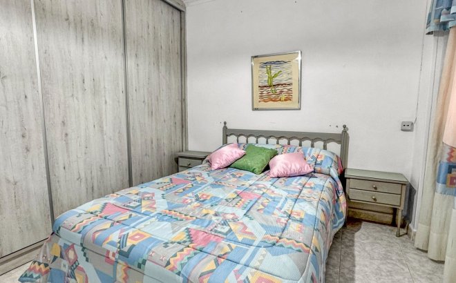 Resale - Apartment -
Torrevieja - Costa Blanca
