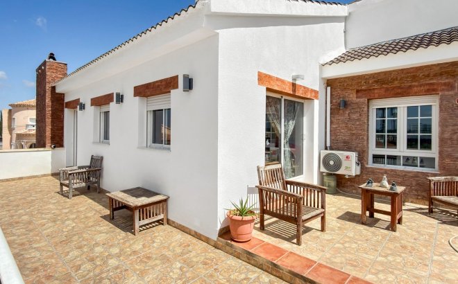 Resale - Villa -
Ciudad Quesada - Costa Blanca
