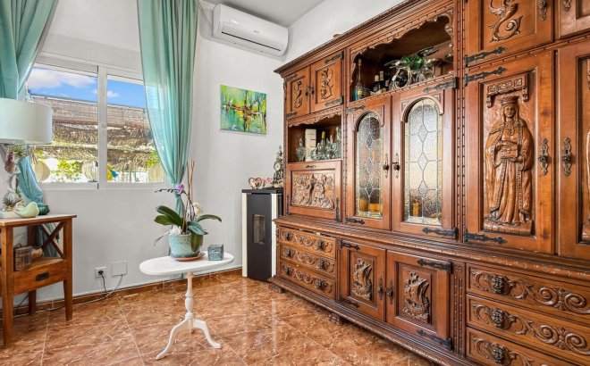 Resale - Villa -
Ciudad Quesada - Costa Blanca