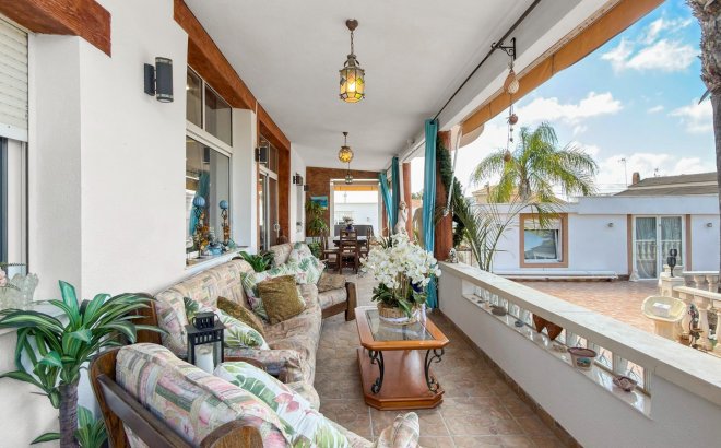 Resale - Villa -
Ciudad Quesada - Costa Blanca