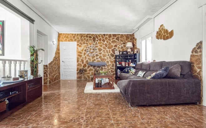 Resale - Villa -
Ciudad Quesada - Costa Blanca