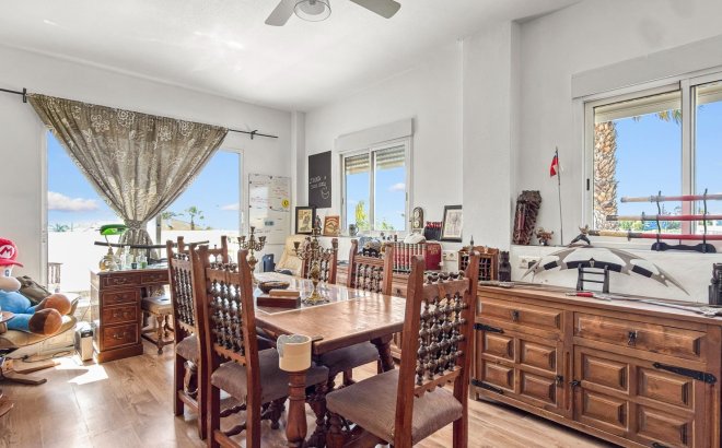 Resale - Villa -
Ciudad Quesada - Costa Blanca