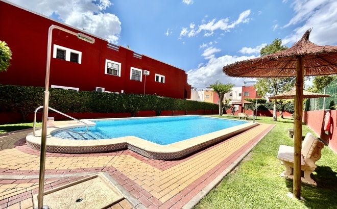 Herverkoop - Appartement -
Los Altos - Costa Blanca