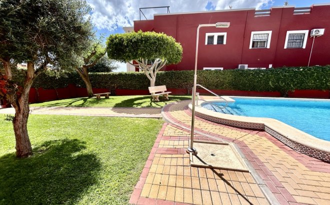 Herverkoop - Appartement -
Los Altos - Costa Blanca