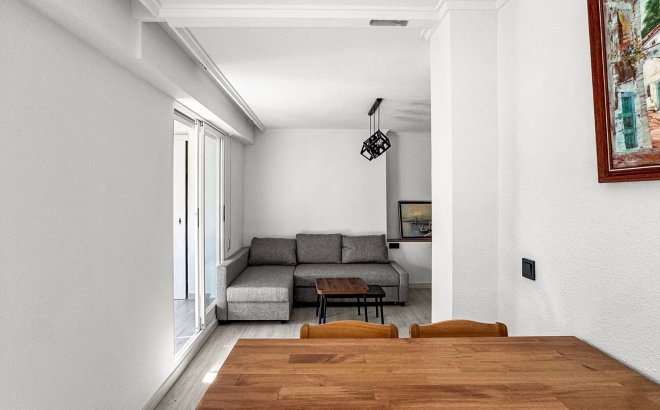 Resale - Apartment -
Torrevieja - Costa Blanca