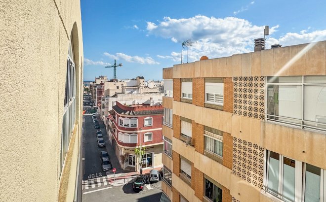 Resale - Apartment -
Torrevieja - Costa Blanca