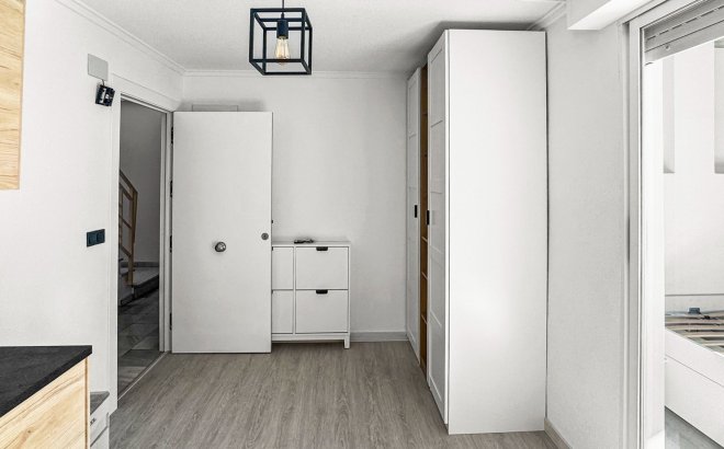 Resale - Apartment -
Torrevieja - Costa Blanca