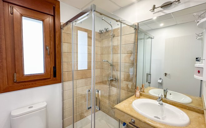 Resale - Villa -
Dehesa de Campoamor - Costa Blanca