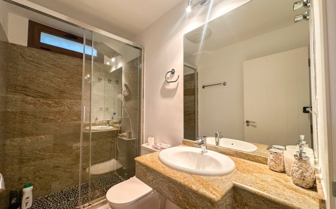 Resale - Villa -
Dehesa de Campoamor - Costa Blanca