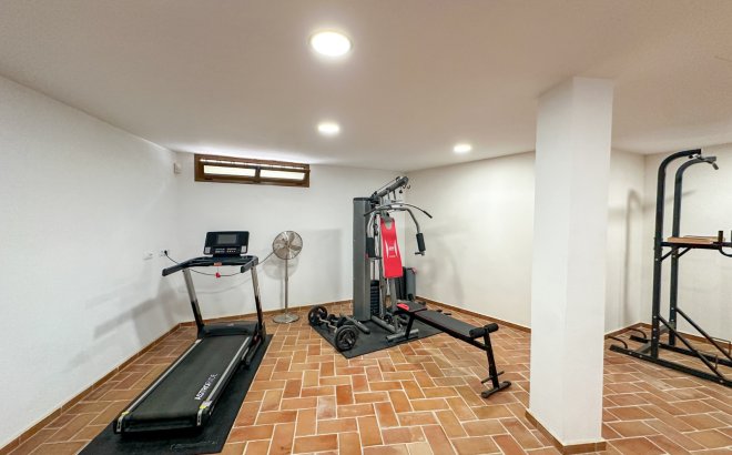 Resale - Villa -
Dehesa de Campoamor - Costa Blanca