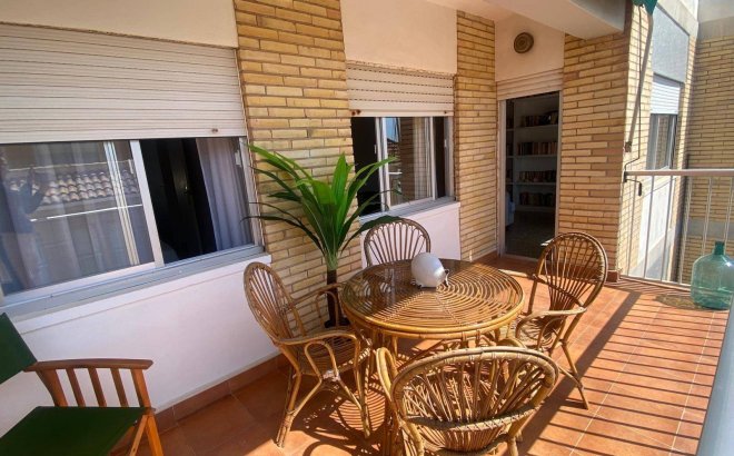 Resale - Apartment -
Pilar de la Horadada - La Torre De La Horadada