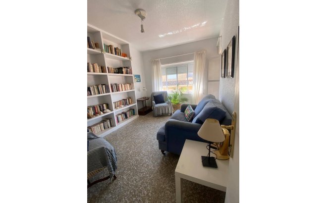 Resale - Apartment -
Pilar de la Horadada - La Torre De La Horadada