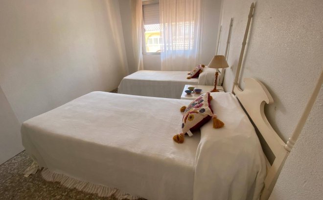 Resale - Apartment -
Pilar de la Horadada - La Torre De La Horadada