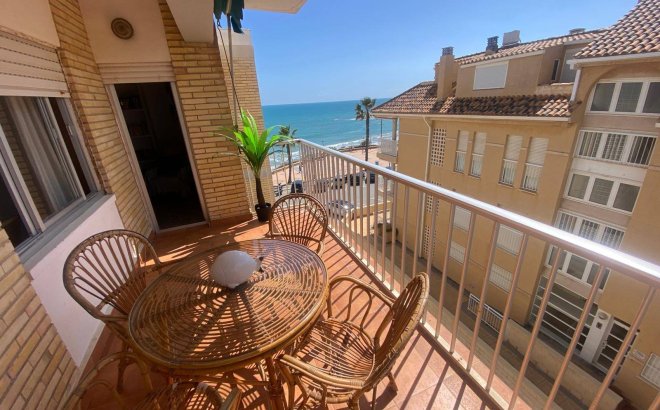 Resale - Apartment -
Pilar de la Horadada - La Torre De La Horadada