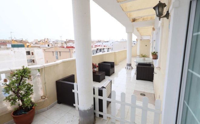 Herverkoop - Penthouse -
Torrevieja - Costa Blanca