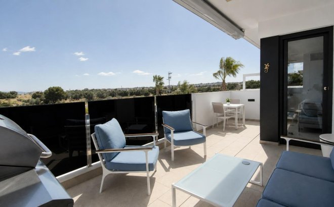 Resale - Apartment -
Orihuela Costa - PAU 8