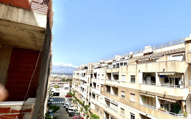 Resale - Apartment -
Torrevieja - Costa Blanca