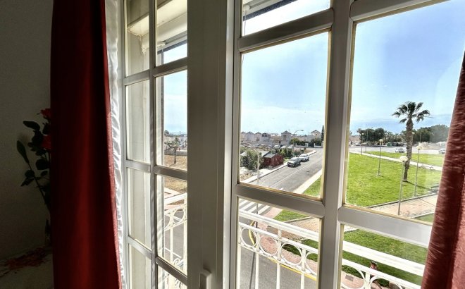 Resale - Apartment -
Los Altos - Costa Blanca