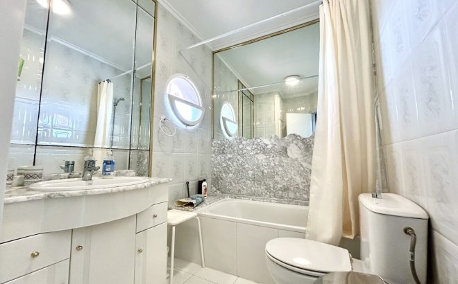 Resale - Apartment -
Los Altos - Costa Blanca