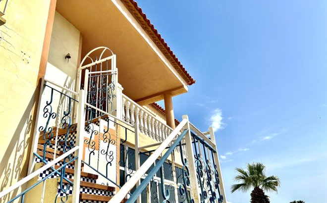 Resale - Apartment -
Los Altos - Costa Blanca