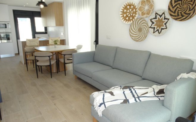 New Build - Bungalow -
Pilar de la Horadada - pueblo