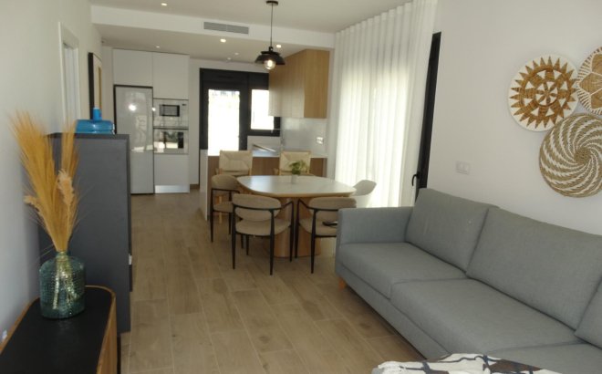 New Build - Bungalow -
Pilar de la Horadada - pueblo