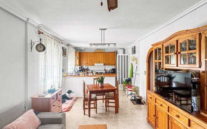 Resale - Bungalow -
Orihuela Costa - Costa Blanca