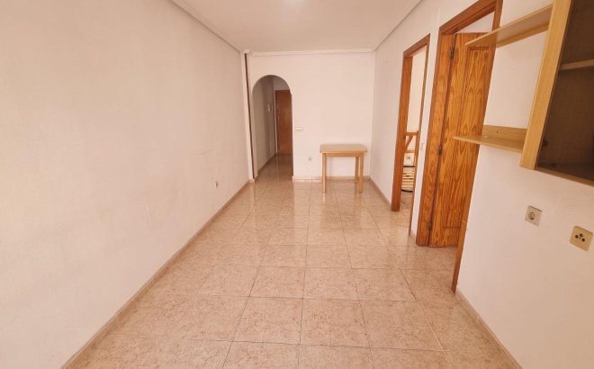 Resale - Apartment -
Torrevieja - El Molino
