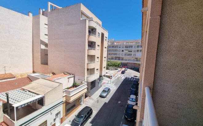Resale - Apartment -
Torrevieja - El Molino