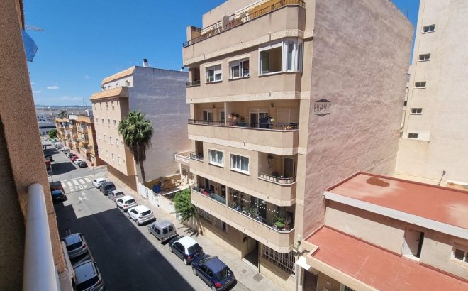 Resale - Apartment -
Torrevieja - El Molino