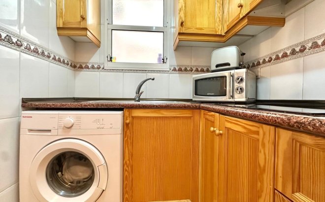Resale - Apartment -
Torrevieja - Centro