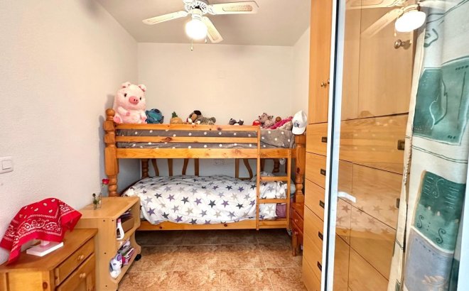 Resale - Apartment -
Torrevieja - Centro